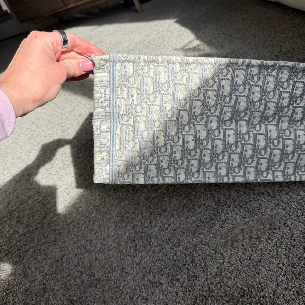 Dior Large Oblique Book Tote - Picture 6 of 12